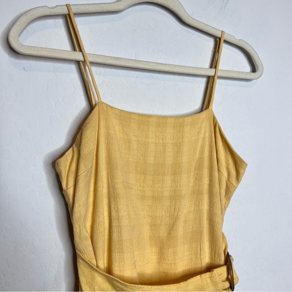 AMERICAN EAGLE Textured Wrap Mini Dress. Size Medium - Picture 5 of 12